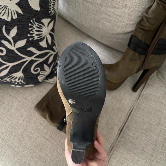 Jessica Simpson Alster platform boots - Picture 12 of 16